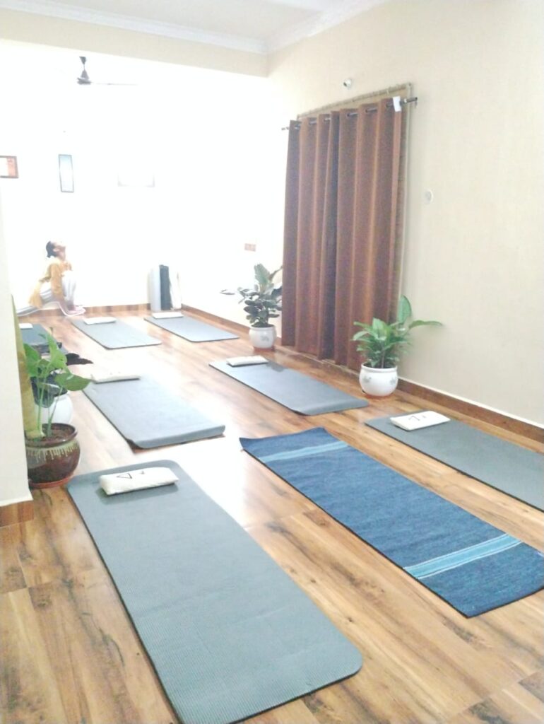 Classical Isha Hahta yoga class studio set up in bangalore